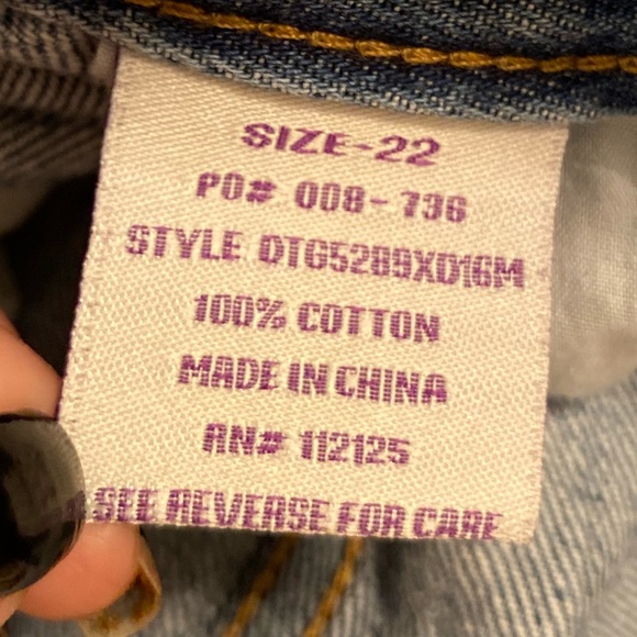 C. Pink : Celebrity Pink- Denim Blue Jeans, Distressed, Size 22 - Picture 10 of 14